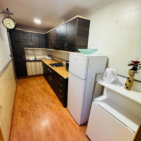 Διαμέρισμα Playa Reformado Amplio 50m De La Arena Wifi